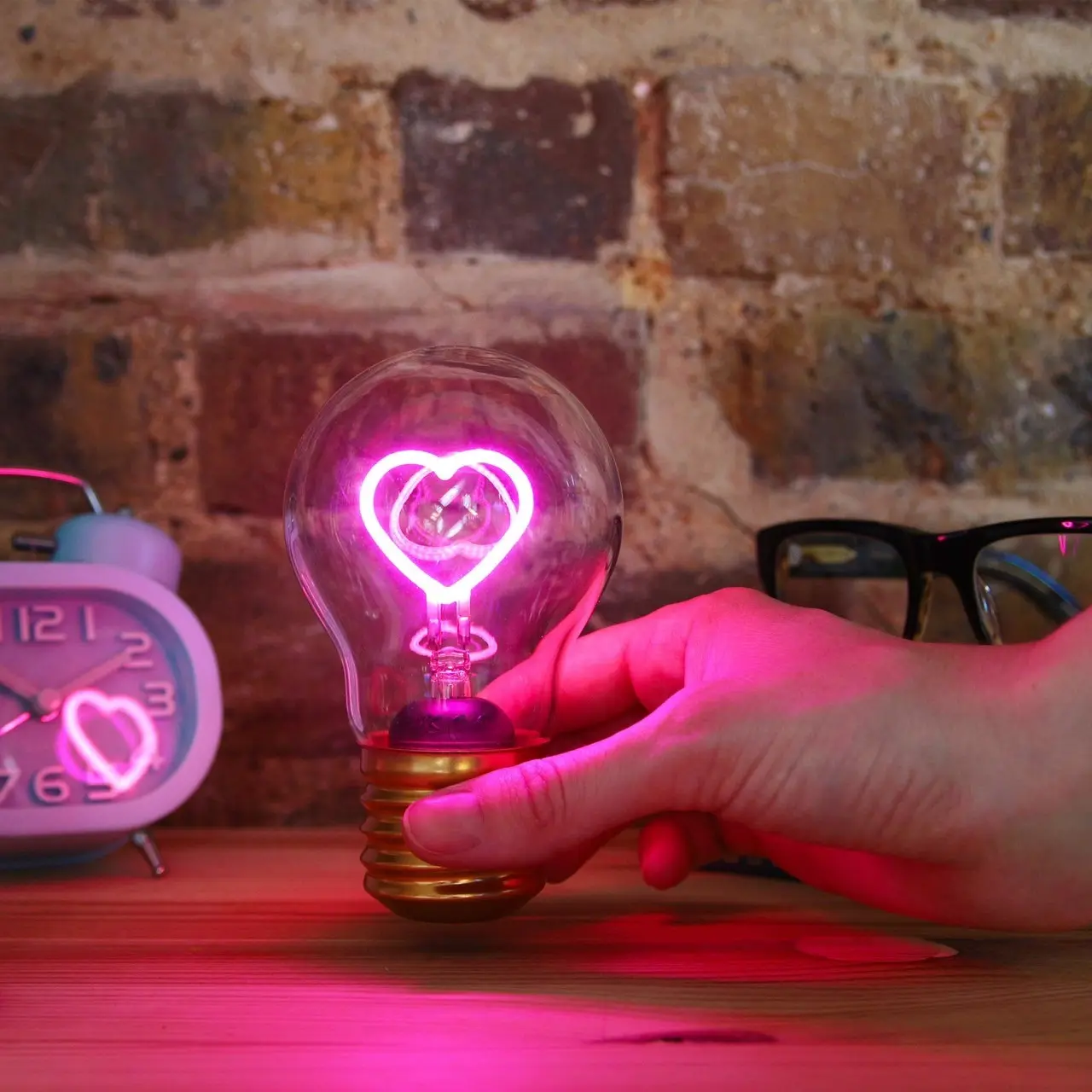 Cordless Heart Lightbulb充電式LED霓虹造型燈泡（粉色愛心） 圖 2